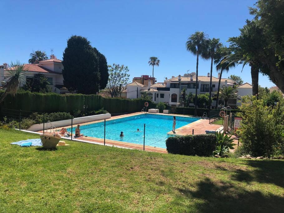 Apartamento Torremolinos 5 Personas + Parking + Piscina Todo El Ano 外观 照片